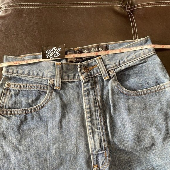 (4) 5ive Jungle & Co Women's Jean Shorts - Picture 4 of 7